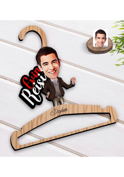 Kişiye Özel Evin Reisi Karikatürlü Standart Boy Ahşap Elbise Askı (551144576)