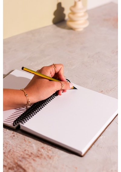 Doğal Ahşap Kapaklı Çizgisiz Defter Şık Ve Dayanıklı Tasarım Çok Renkli
