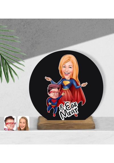 Kişiye Özel Süper Anne ve Çocuk Karikatürlü Yuvarlak Ahşap Biblo-