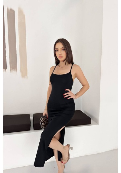Tarz Cool Kadın Askılı Uzun Elbise Slim Fit Vücuda Oturan Yırtmaçlı Siyah