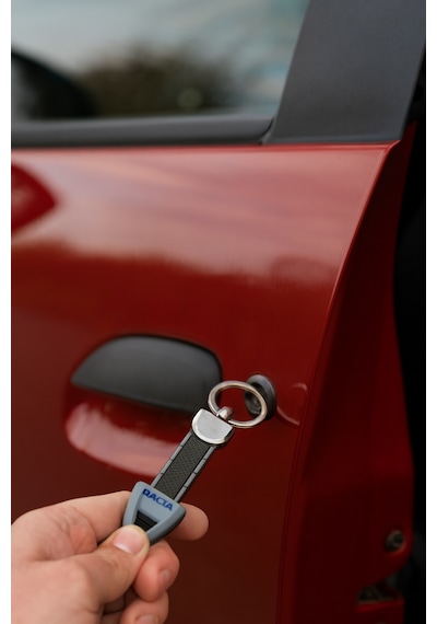 Dacia Logolu Silikon Araç Anahtarlık Şık Ve Dayanıklı Oto Anahtarlık Araba Anahtarı Aksesuarı