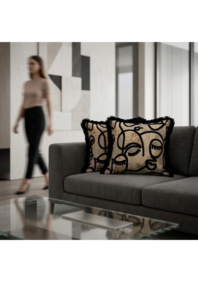 "amore" Desenli Püsküllü Kırlent Kılıfı - 45x45 Siyah - Gold