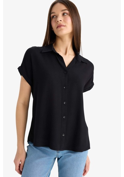 DeFacto Regular Fit Basic Düz Viskon Kısa Kollu Gömlek N7819AZ25SPBK27