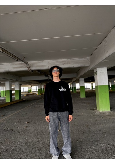 Minus Basic Stussy Beyaz Baskılı Siyah Günlük Sweatshirt SIYAH