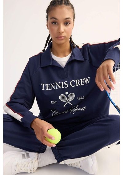 DeFactoFit Oversize Geniş Kalıp Polo Yaka Baskılı Sporcu Sweatshirt D7131AX25SPNV241