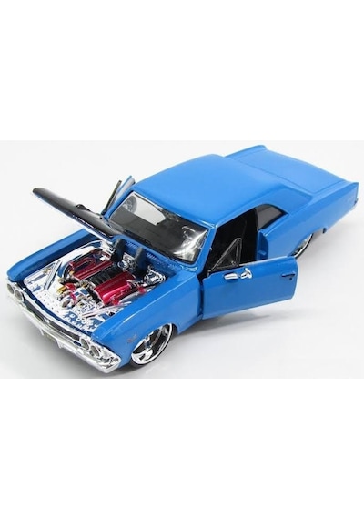 Maisto 1965 Chevrolet Chevelle Ss Model Araba 1 24