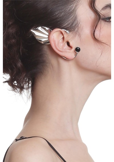 Kadın Gümüş Renk Lak Kaplama Taşlı Yaprak Stilizesi Sağ Kulak Earcuff & Kıkırdak Küpe Çok Renkli