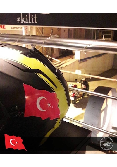 Bay Etiket Cfl13 Gercekci Efekt Dalgalanan Turk B. Sticker
