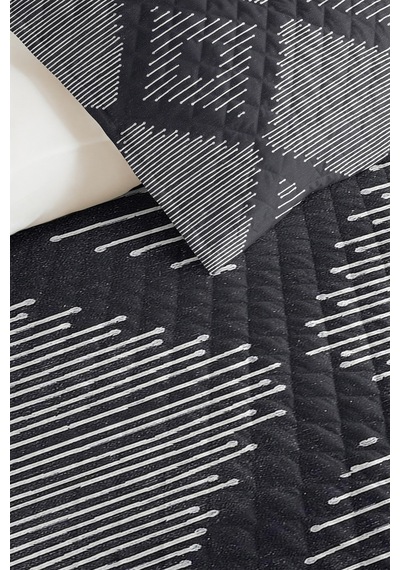 Antrasit Geometrik Genç Odası Tek Kişilik Pike Takımı - Gri Çizgili 160x220 Cm Kapitone Yatak Örtüsü Mercansı Kadife Sessizliği Antrasit Geometrik Genç Odası Tek Kişilik Pike Takımı - Gri Çizgili 160x220 Cm Kapitone Yatak Örtüsü Mercansı Kadife Sessizliği