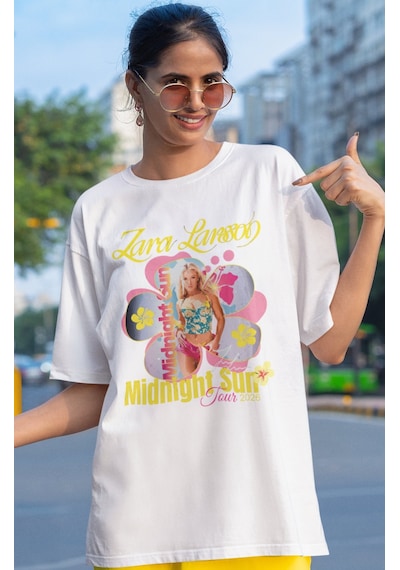 Sevbano Zarıa Larsson Midnight Sun Şarkıcı Baskılı Unisex Oversize Tişört Beyaz Sevbano Zarıa Larsson Midnight Sun Şarkıcı Baskılı Unisex Oversize Tişört Beyaz