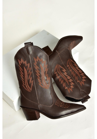 Fox Shoes T267655009 Kahverengi Kalın Topuklu Kadın Bot Kahverengi-suni Deri Kahverengi Fox Shoes T267655009 Kahverengi Kalın Topuklu Kadın Bot Kahverengi-suni Deri Kahverengi