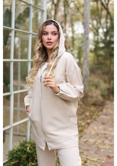Esra Butik78 Kapüşonlu Dabıl Kumaş İkili Takım Siyah & Taş Renk Rahat Kalıp Günlük Şık Kombi Ekru Esra Butik78 Kapüşonlu Dabıl Kumaş İkili Takım Siyah & Taş Renk Rahat Kalıp Günlük Şık Kombi Ekru