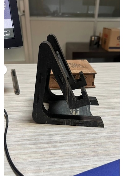 Ahşap Masaüstü Telefon Standı Ve Telefon Tutucu