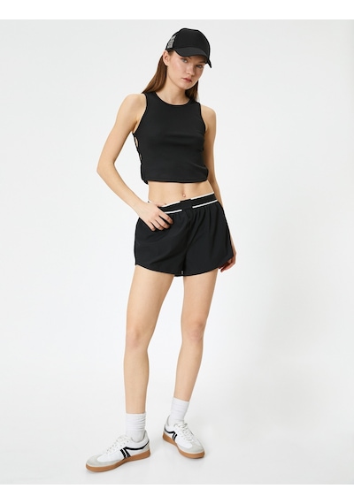 Koton Yanları Pencere Detaylı Spor Crop Atlet Fitilli Siyah 4sak30055nk Siyah Koton Yanları Pencere Detaylı Spor Crop Atlet Fitilli Siyah 4sak30055nk Siyah