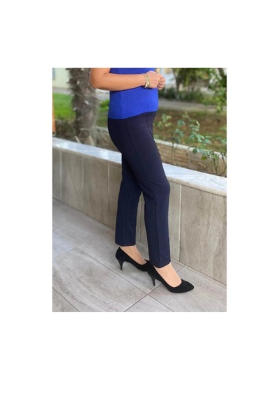 Mia Butik Dertsiz Büyük Beden Lacivert Toparlayıcı Kumaş Pantolon Lacivert Mia Butik Dertsiz Büyük Beden Lacivert Toparlayıcı Kumaş Pantolon Lacivert
