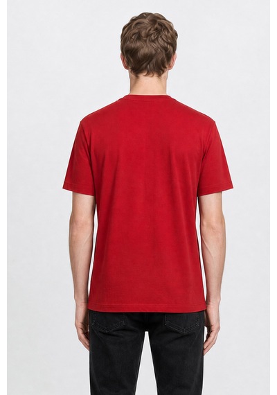 %100 Pamuk Relaxed Fit Rahat Kesim Bisiklet Yaka Minimal Logo Detaylı Tişört Kırmızı %100 Pamuk Relaxed Fit Rahat Kesim Bisiklet Yaka Minimal Logo Detaylı Tişört Kırmızı