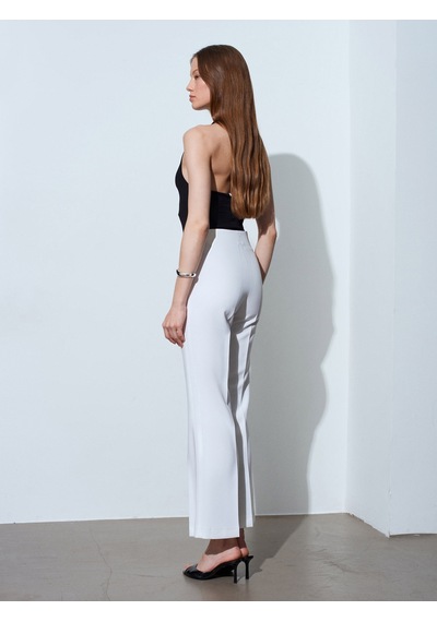 Dilvin 72704 Dikişli Detaylı İspanyol Paça Pantolon-beyaz