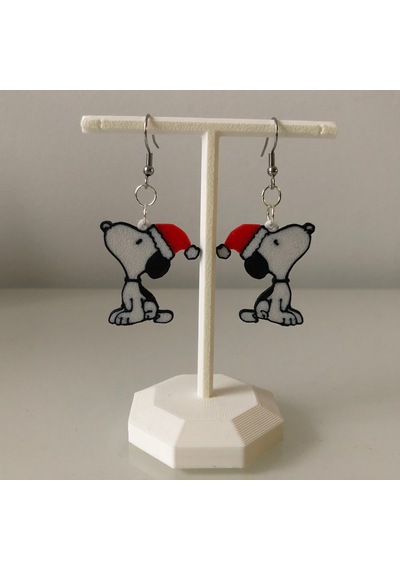 Snoopy Noel Şapkalı Yılbaşı Küpe Çifti - Sevimli Karakter Temalı Eğlenceli Kış Aksesuarı Beyaz