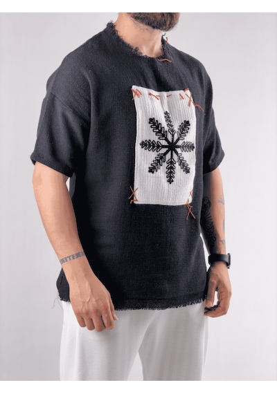 Cocopelli Tasarım Çiçek Desenli Siyah T-shirt Coc3214