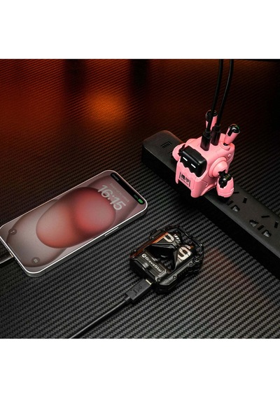 Gravastar Delta35 Robot Figürlü 35w Hızlı Şarj Adaptörü Ve Şarj Standı, Pembe