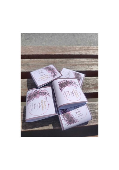 100 Adet Kişiselleştirilmiş , İsme Özel Soft Bordo Çiçekli Kına Hediyeliği - 200gr Lüks Kartlı Ve Sızdırmaz Kına Paketi - Kına Gecesi Hatırası