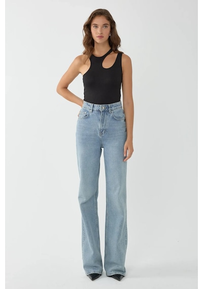 Hiccup Asimetrik Yaka Crop Top Siyah