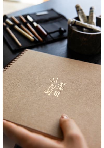 A4 Kraft Kapak 60 Yaprak 140 Gr. Perforajlı Eskiz Defteri - Sketch Book Kraft