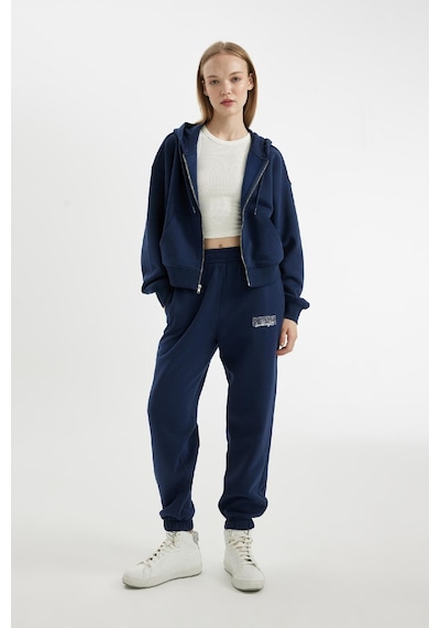 DeFacto Coool Jogger Eşofman Altı Beli Paçası Lastikli Cepli Z7072AZ24WNNV241 DeFacto Coool Jogger Eşofman Altı Beli Paçası Lastikli Cepli Z7072AZ24WNNV241