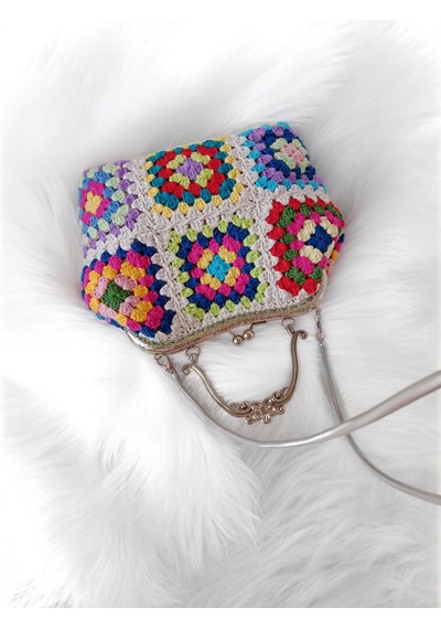 Embahandmde El Yapımı Metal Klipsli Renkli Granny Square Omuz Çantası Gümüş Zincirli Ekru - Çok Renkli