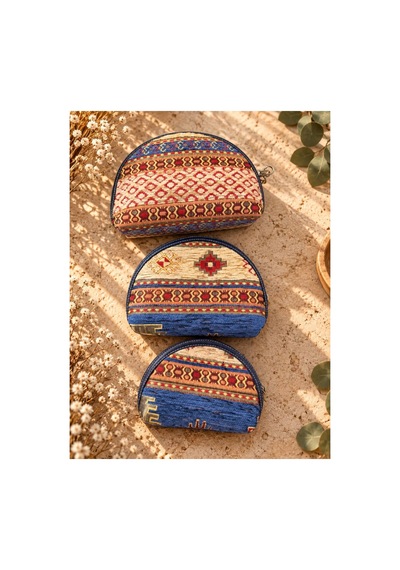 Badufa Home Etnik Kilim Desenli Fermuarlı El Askılı Makyaj Ve Organizer Çantası-3farklı Boy Mavi-turuncu Mavi-turuncu Badufa Home Etnik Kilim Desenli Fermuarlı El Askılı Makyaj Ve Organizer Çantası-3farklı Boy Mavi-turuncu Mavi-turuncu