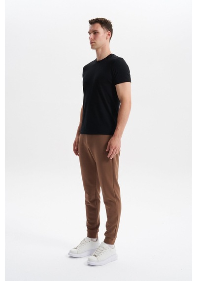 AR-MA Arma Erkek Slim Fit Basic Interlok Dar Paça Eşofman Altı Arka Ve Ön Cepler Gizli Fermuarlı %80 Pamuk %14 Polyester %6 Elastane K30174998802 Açık Kahverengi