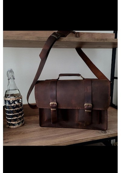 Nyc Giyim Tekstil Hakiki Dana Derisi El Dikişli Deri Evrak Çantası, Omuz Askılı, Çok Gözlü, 35x26x9 Cm, Laptop Ve Tablet İçin İdeal,siyah,kahve,taba Carzy Renk Seçenekleriyle, Kahverengi Nyc Giyim Tekstil Hakiki Dana Derisi El Dikişli Deri Evrak Çantası, Omuz Askılı, Çok Gözlü, 35x26x9 Cm, Laptop Ve Tablet İçin İdeal,siyah,kahve,taba Carzy Renk Seçenekleriyle, Kahverengi