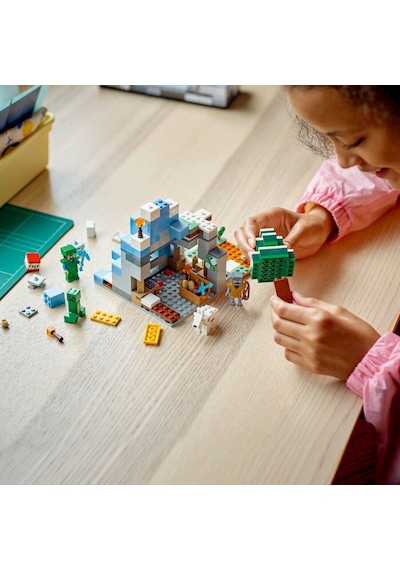 LEGO® Minecraft 21243 Donmuş Tepeler 304 Parça