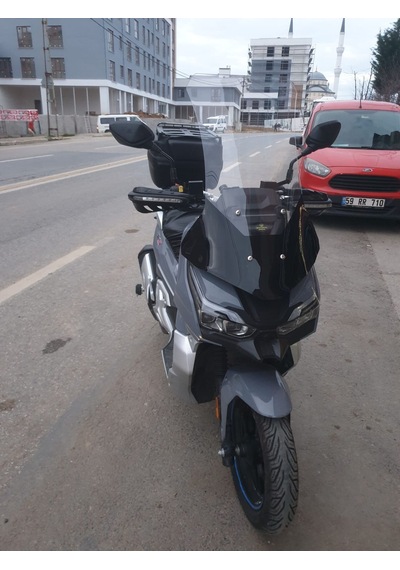 Motocam Rks Freccia Ön Cam 2022-2026 Model 75cm Alt Geniş Şeffaf Renkli 4mm Uzun