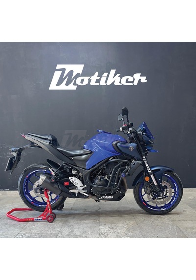 Yamaha Mt-25 Neon Turuncu Ve Beyaz Sticker Modeli