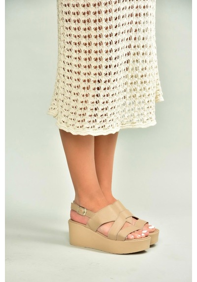 Fox Shoes U555750203 Bej Hakiki Deri Dolgu Topuklu Kadın Ayakkabı Bej-hakiki Deri