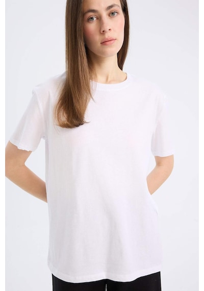 DeFacto Regular Fit Bisiklet Yaka Basic Düz Penye Kısa Kollu Beyaz Tişört W9584AZ25SPWT34 DeFacto Regular Fit Bisiklet Yaka Basic Düz Penye Kısa Kollu Beyaz Tişört W9584AZ25SPWT34