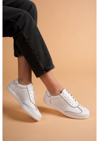 Analin Shoes Kadın Hakiki Deri Bağcıklı Süet Detaylı Spor Ayakkabı Beyaz