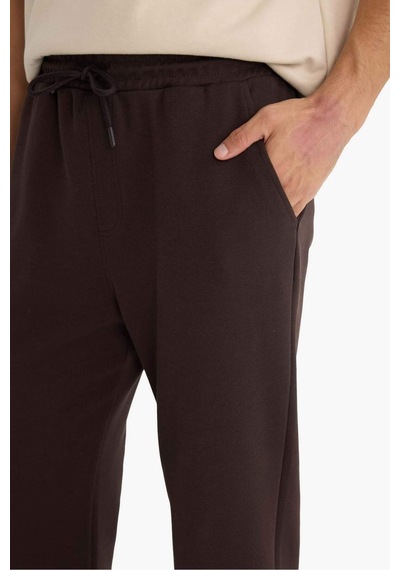 Defacto Regular Fit Beli Bağcıklı Düz Paça Eşofman Altı E7829ax25aubn116 Kahve Defacto Regular Fit Beli Bağcıklı Düz Paça Eşofman Altı E7829ax25aubn116 Kahve