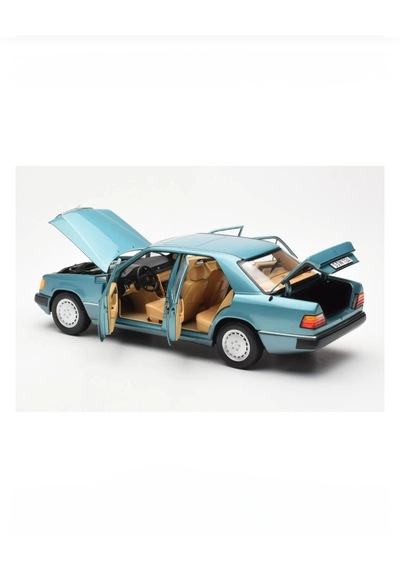 Norev 1:18 1989 Mercedes Benz E Class 230e W124 Beryl Blue Model