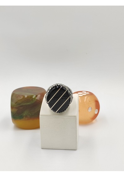 Siyah Kehribar Taşlı Yarma Model 925 Ayar 24 Mm 17,70 G. Erkek Yüzüğü Siyah