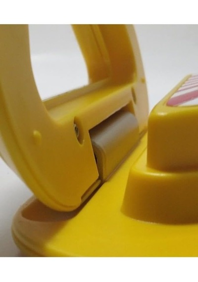 15x3 Cm Flaşörlü Üçgen Reflektör Kaza Tamir Lastik Değişimi Uyarı Lambası 3 Adet Pille Çalışır
