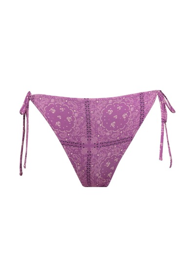 DeFacto Regular Fit Şal Desenli Bikini Altı-Fall in Love C3177AX24SMPR442