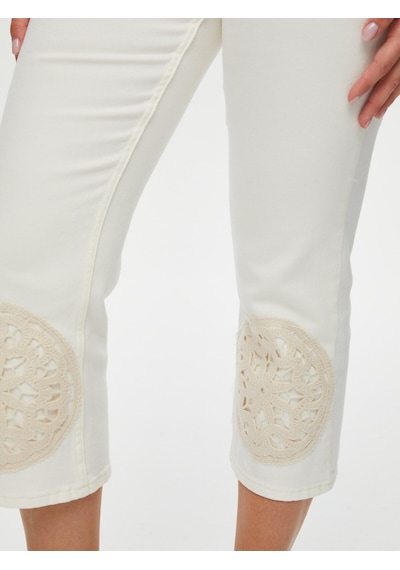 Faik Sönmez Paçası Kroşe Patch Detaylı Straight Fit Jean Caprı S25jcp006 Us25jcp00673 Ekru