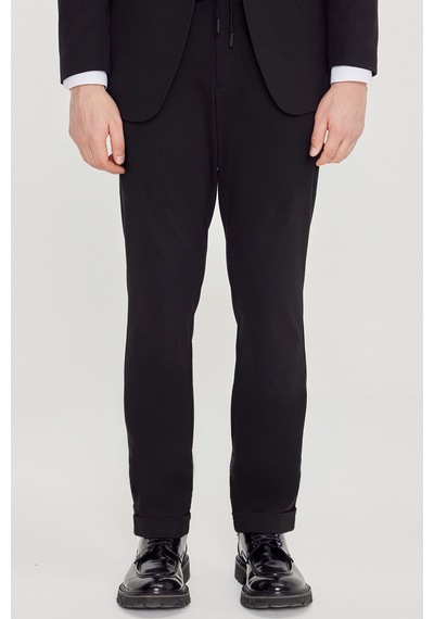 AC&Co / Altınyıldız Classics Erkek Sıyah Slim Fit Kırlangıç Yaka Beli Bağlamalı Yan Cepli Takım Elbise Siyah AC&Co / Altınyıldız Classics Erkek Sıyah Slim Fit Kırlangıç Yaka Beli Bağlamalı Yan Cepli Takım Elbise Siyah