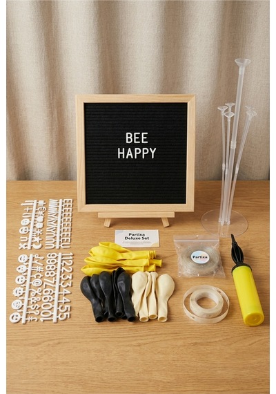 Bal Arısı Temalı Doğum Günü Süsleme Deluxe Set Siyah Keçe Yazı Panosu Standlı Balon Zincirli 7li Şeffaf Balon Standlı 1 Yaş Seti