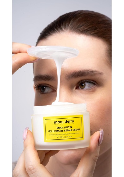Maruderm Snail Mucin Ultimate Repair Cream %92 Salyangoz Özlü Yoğun Nemlendirici Ve Besleyici Yüz Kremi, Peptit & Hyalüronik Asit İle, 100 Ml
