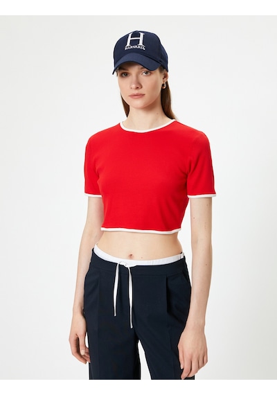 Koton Crop Tişört Slim Fit Kısa Kollu Bisiklet Yaka Kaşkorse Renk Kontrastlı Kırmızı 4sak50626ek Kırmızı Koton Crop Tişört Slim Fit Kısa Kollu Bisiklet Yaka Kaşkorse Renk Kontrastlı Kırmızı 4sak50626ek Kırmızı