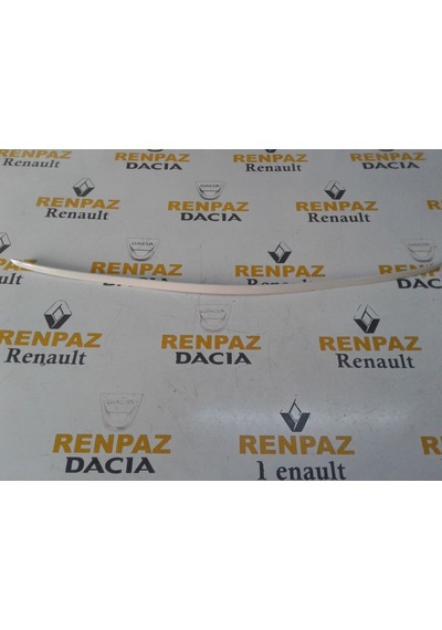 Renault Clio 4 Sw Bagaj Kapak Çıtası 903720184R - 903721954R