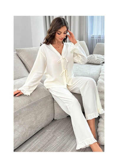 Moda Dua Kadın Beyaz Önden Bağlamalı Kolu Ve Paçası Fırfır Detaylı Uzun Kollu Pijama Takımı
